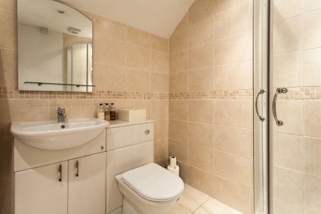 Inglewood House 3*