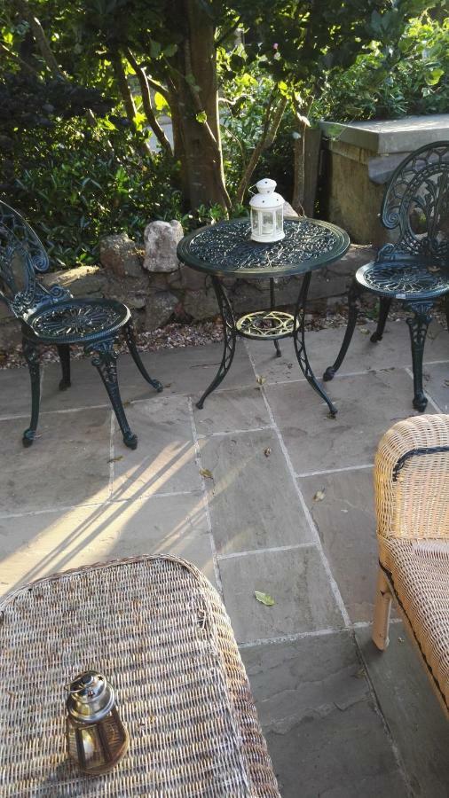 Inglewood House Bed & Breakfast Monmouth